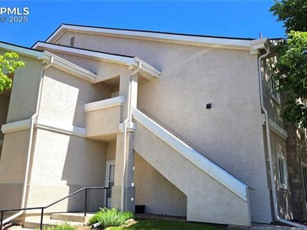 3835 Strawberry Field Grove, Unit H, Colorado Springs, CO 80906