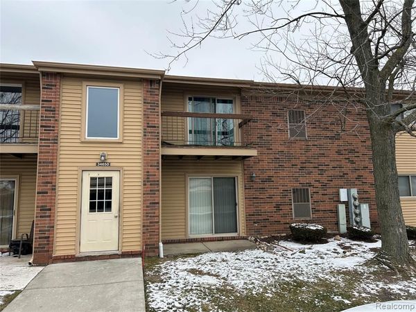 34650 Clarkson Drive W, Fraser, MI 48026