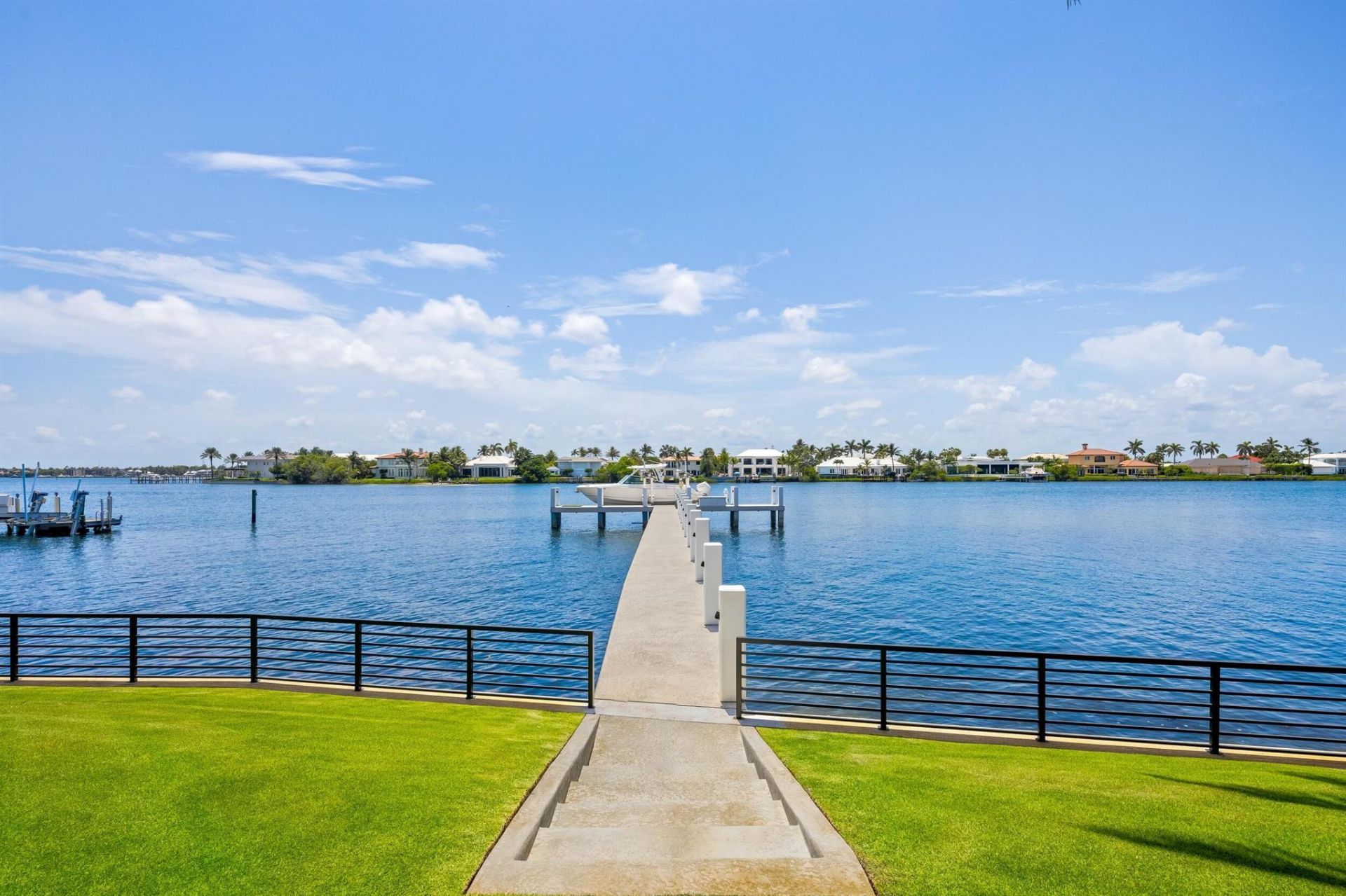 1660 S Ocean Boulevard, Manalapan, FL 33462 Photo