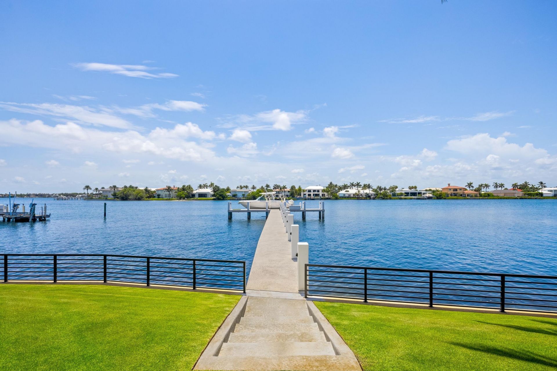 1660 S Ocean Boulevard, Manalapan, FL 33462 Photo