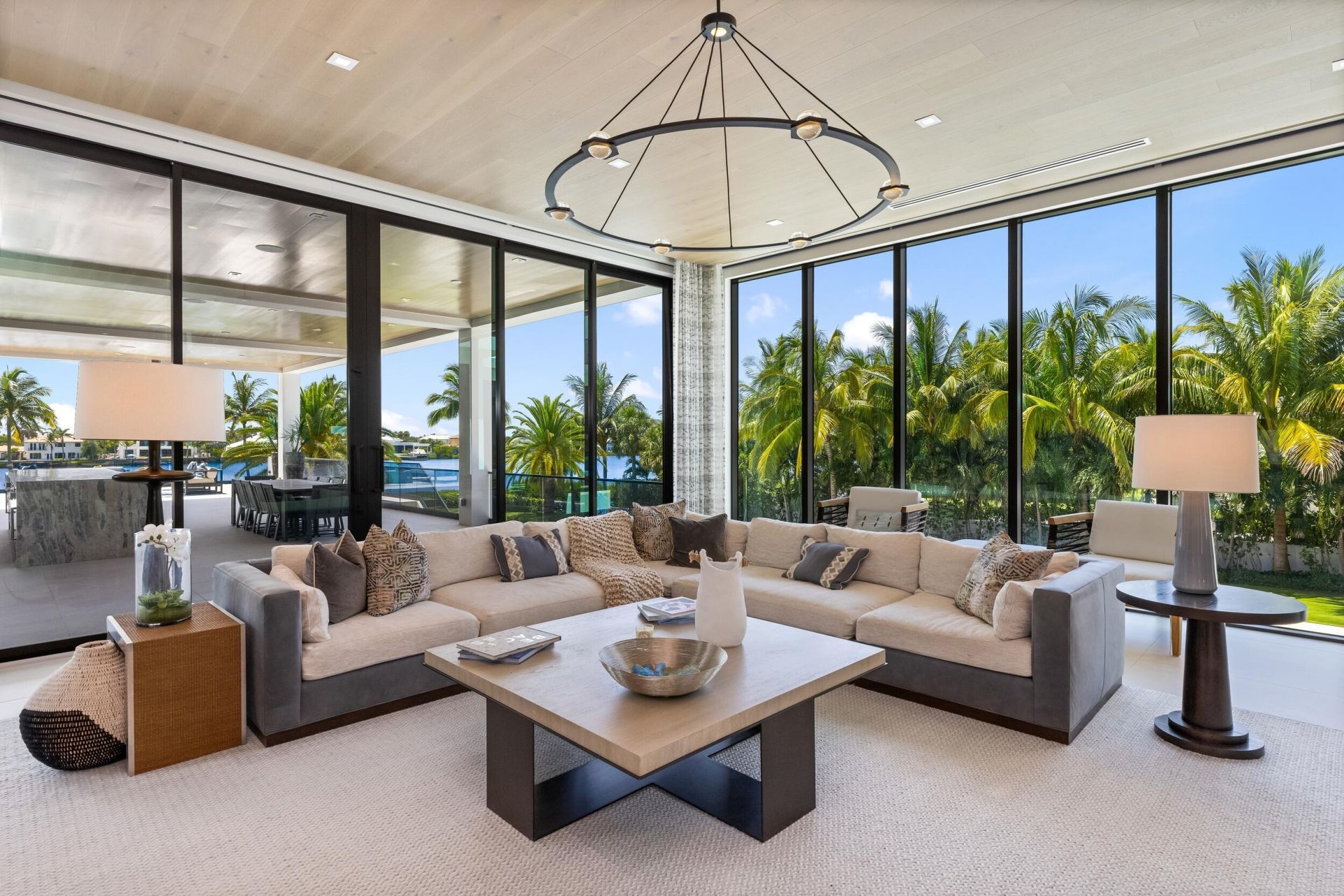 1660 S Ocean Boulevard, Manalapan, FL 33462 Photo