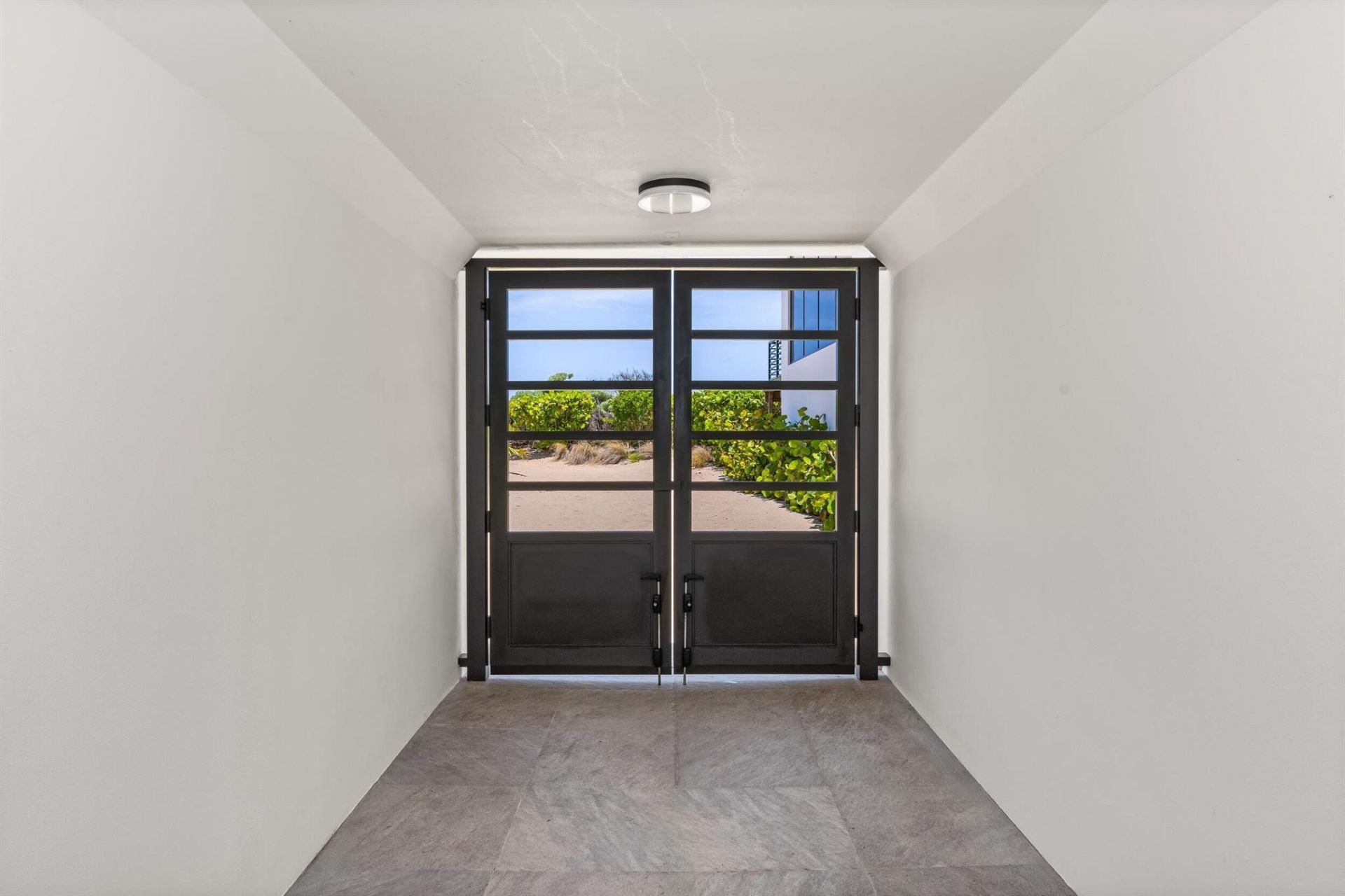 1660 S Ocean Boulevard, Manalapan, FL 33462 Photo