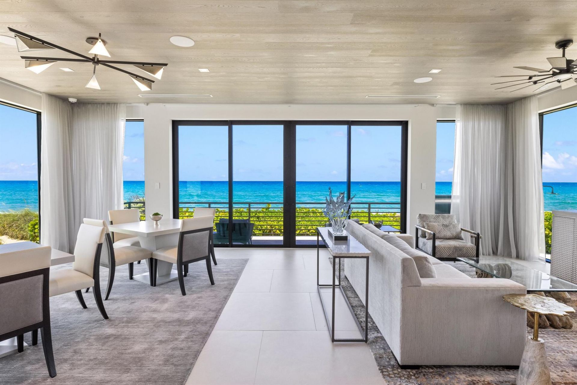 1660 S Ocean Boulevard, Manalapan, FL 33462 Photo