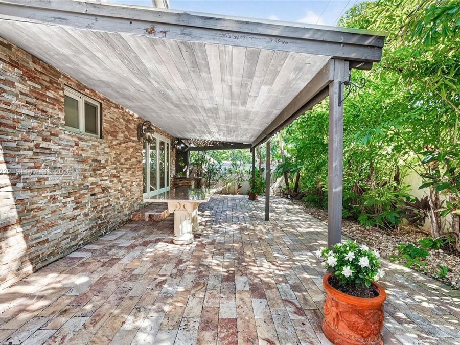 Property Image 71