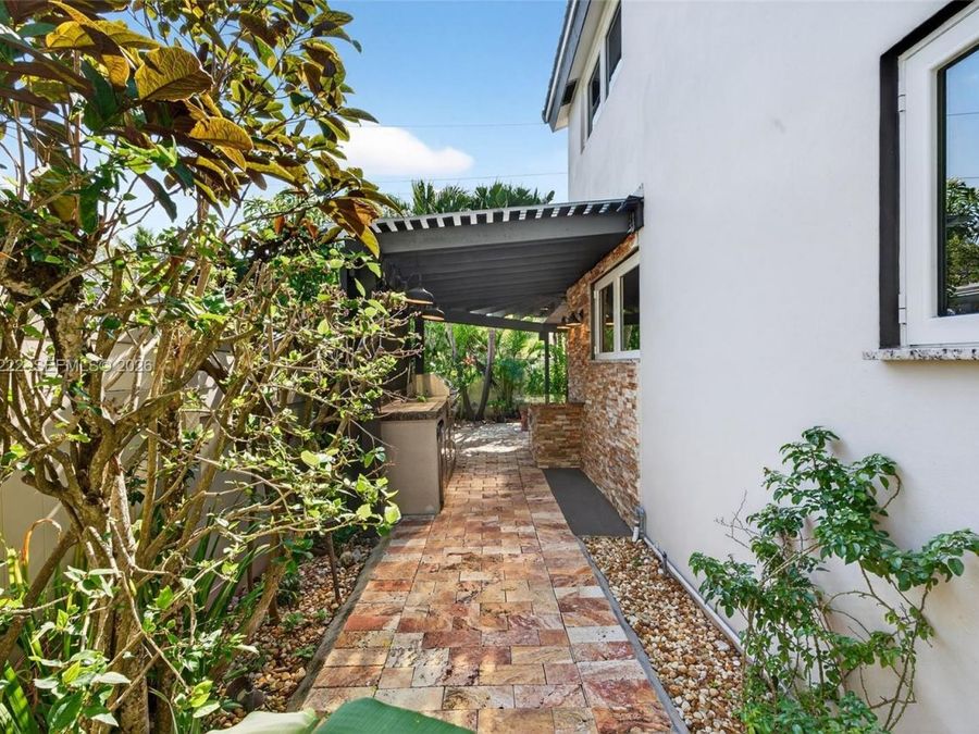Property Image 72