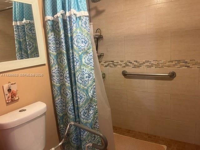 661 NE 195th St, Unit 309, Miami, FL 33179 Photo