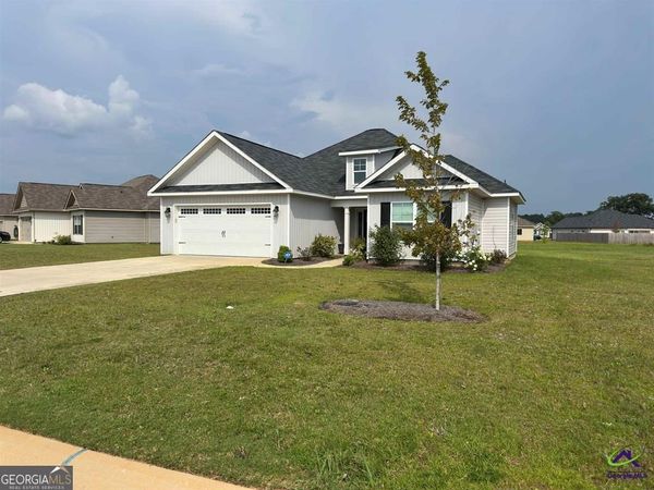 135 Sadie Heights Boulevard, Perry, GA 31069