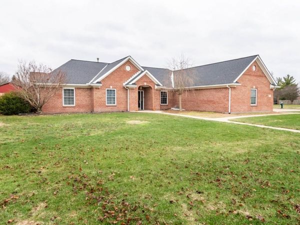 7909 Court Ridge Lane, Fairborn, OH 45324