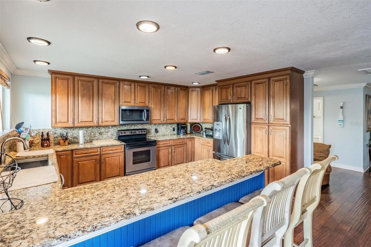 815 NW 2nd Avenue, Ruskin, FL 33570 Photo