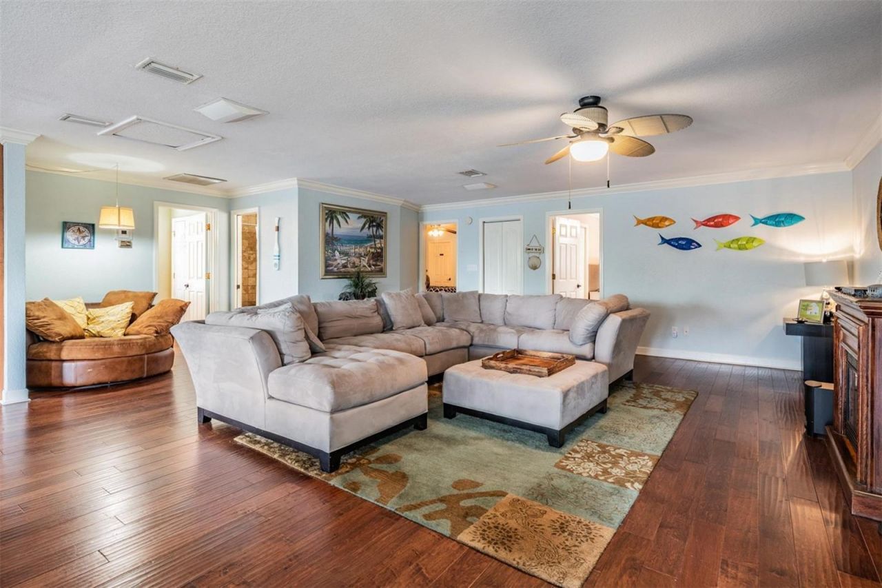 815 NW 2nd Avenue, Ruskin, FL 33570 Photo