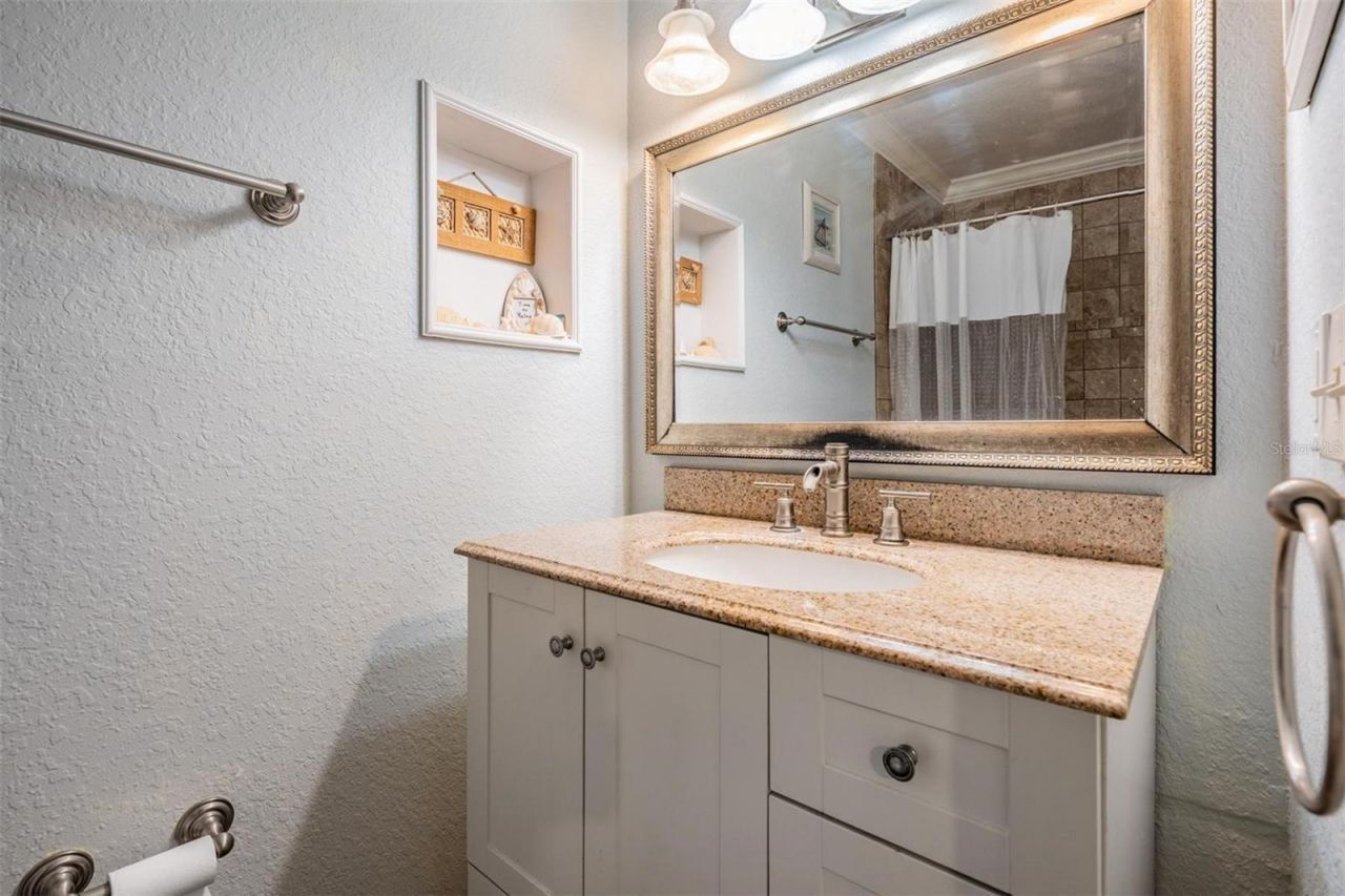 815 NW 2nd Avenue, Ruskin, FL 33570 Photo