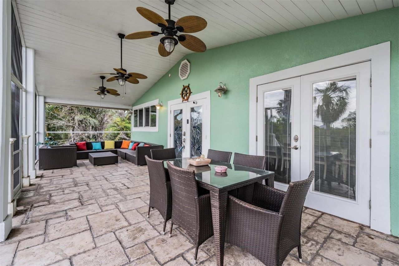 815 NW 2nd Avenue, Ruskin, FL 33570 Photo