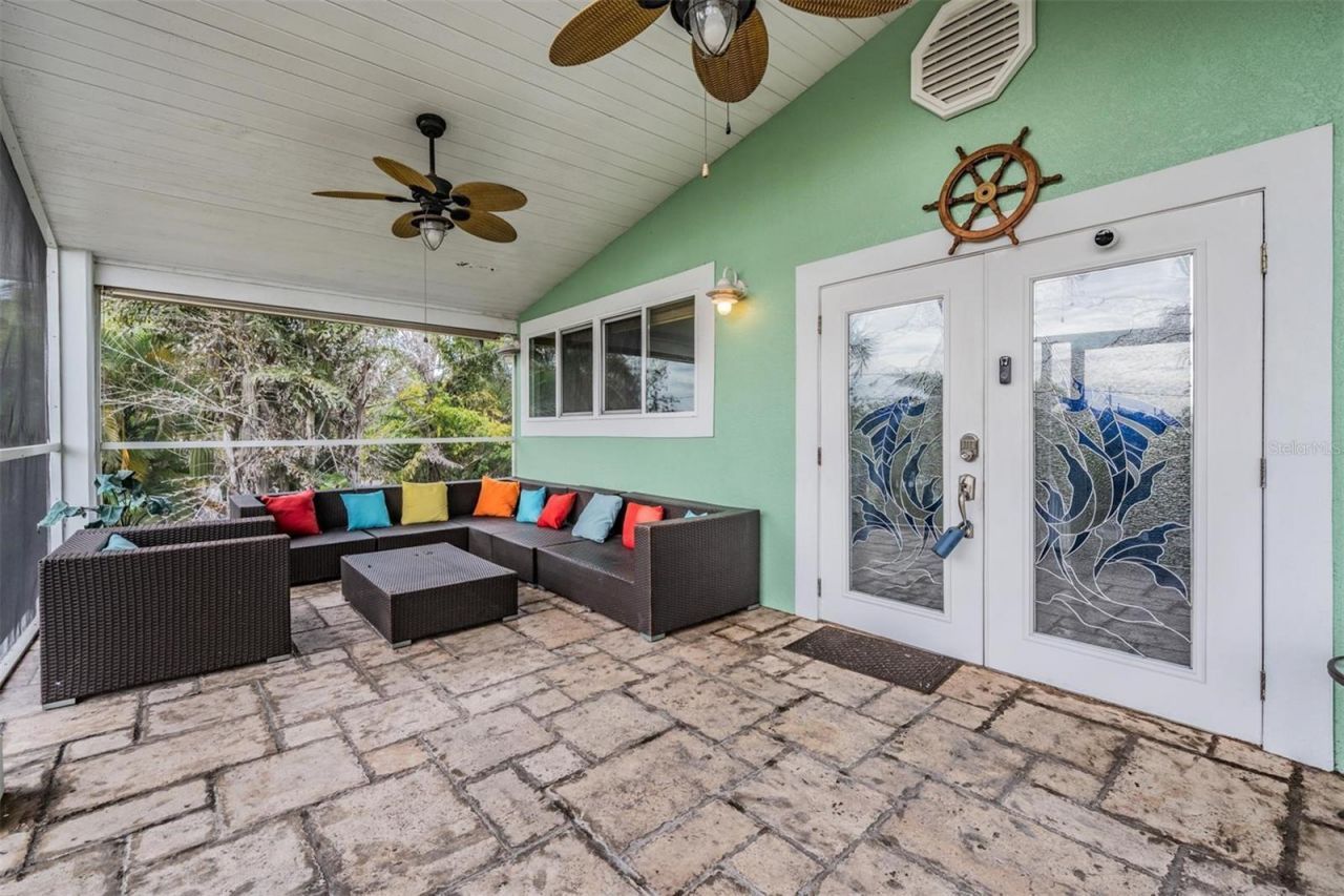 815 NW 2nd Avenue, Ruskin, FL 33570 Photo