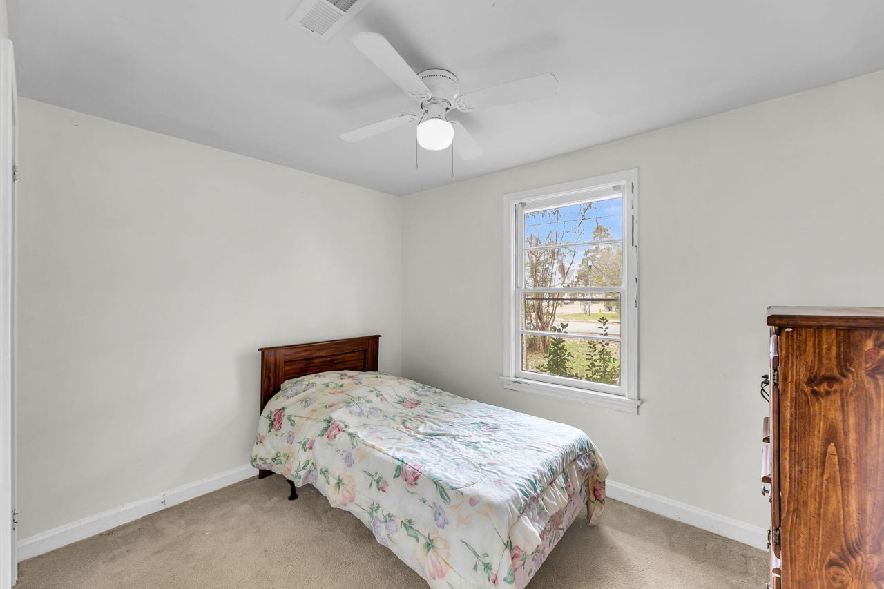 1849 Dogwood Road Photo 13