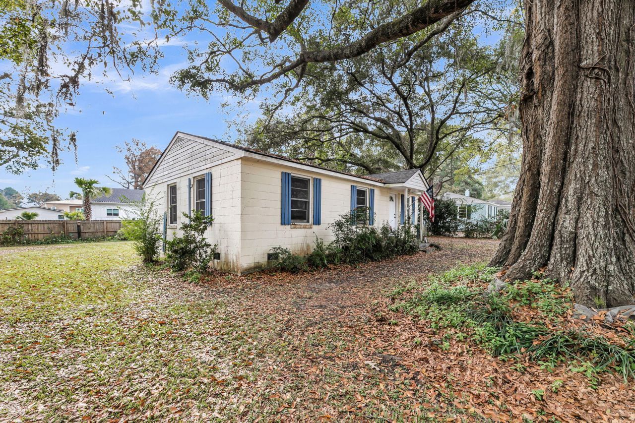 1849 Dogwood Road Photo 18