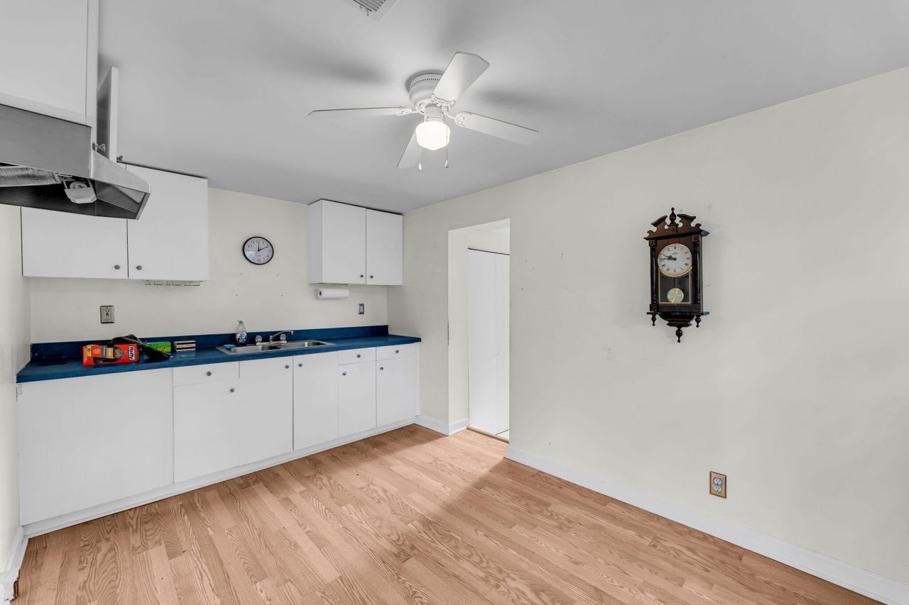 1849 Dogwood Road Photo 5