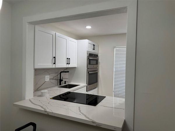 6051 NW 61st Avenue, Unit 205, Tamarac, FL 33319