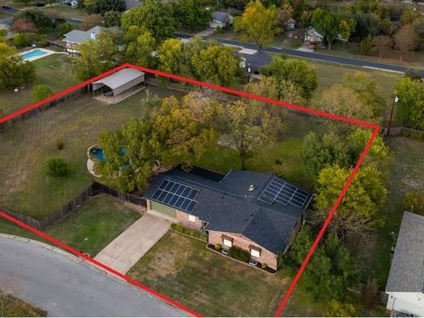 1802 Bumblebee DR, Pflugerville, TX 78660