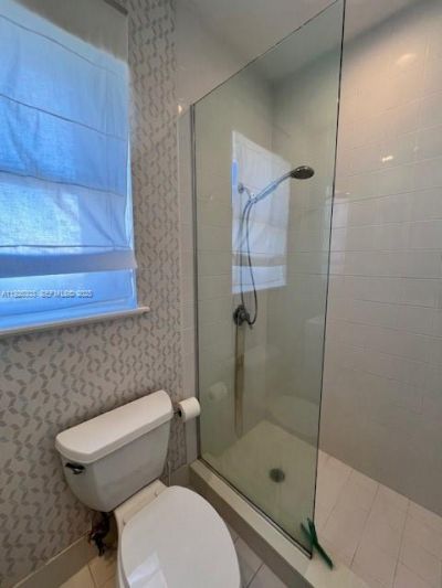 1614 Pennsylvania Ave, Unit 2I, Miami Beach, FL 33139 Photo