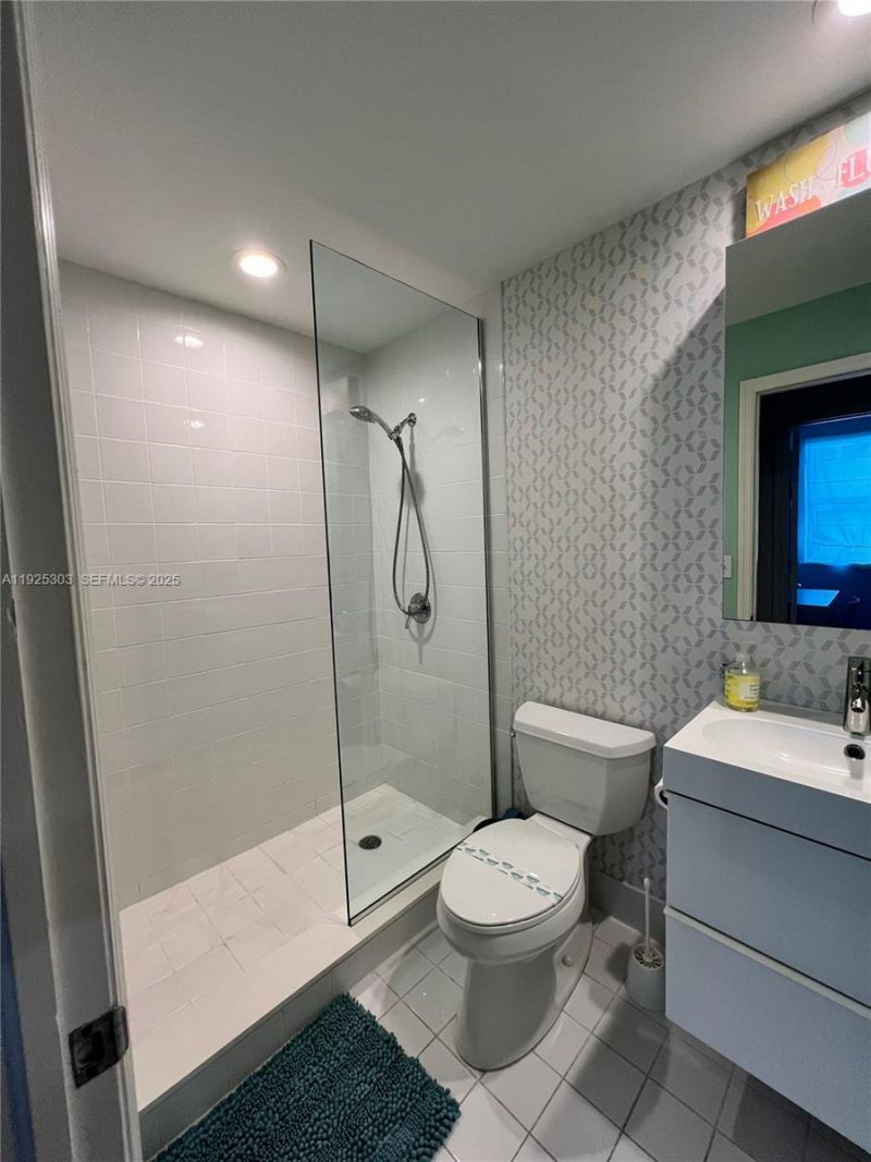 1614 Pennsylvania Ave, Unit 2I, Miami Beach, FL 33139 Photo