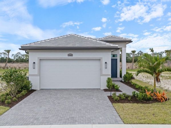 12605 SW Leopold Way, Port St. Lucie, FL 34987