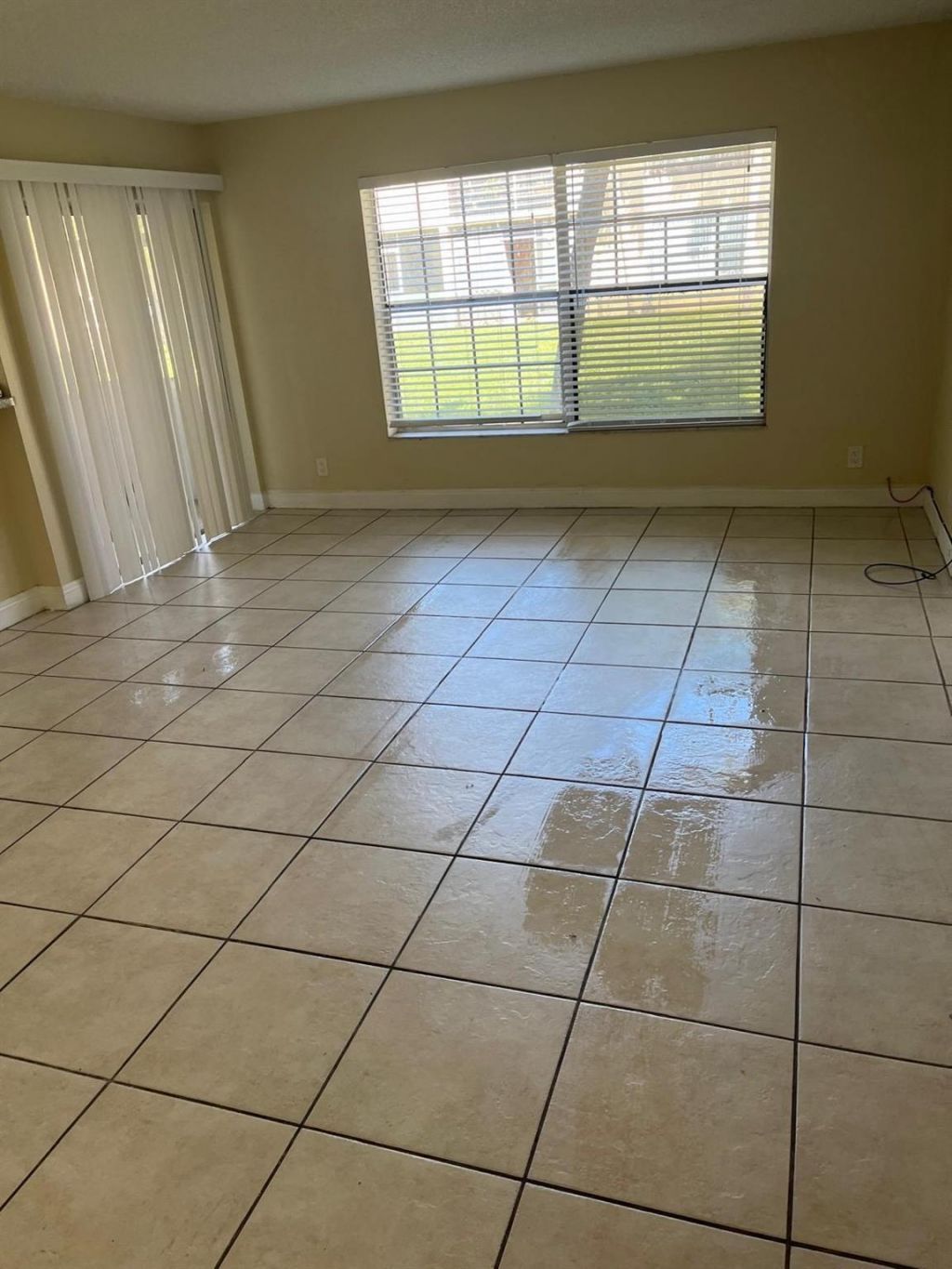 4240 NW 21st Street, Unit 143, Lauderhill, FL 33313 Photo