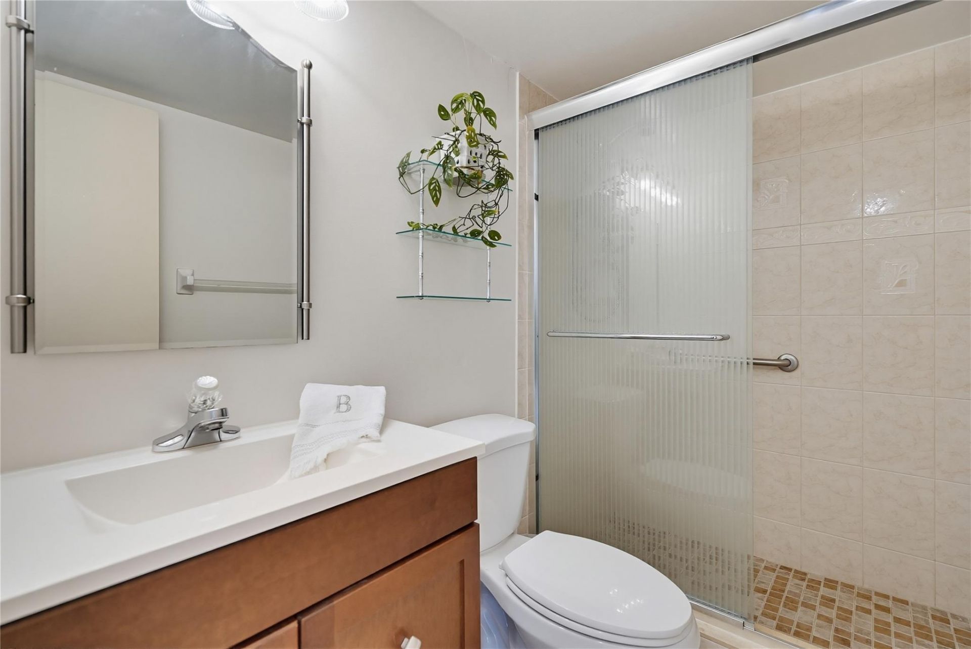 575 Oaks Lane, Unit 608, Pompano Beach, FL 33069 Photo