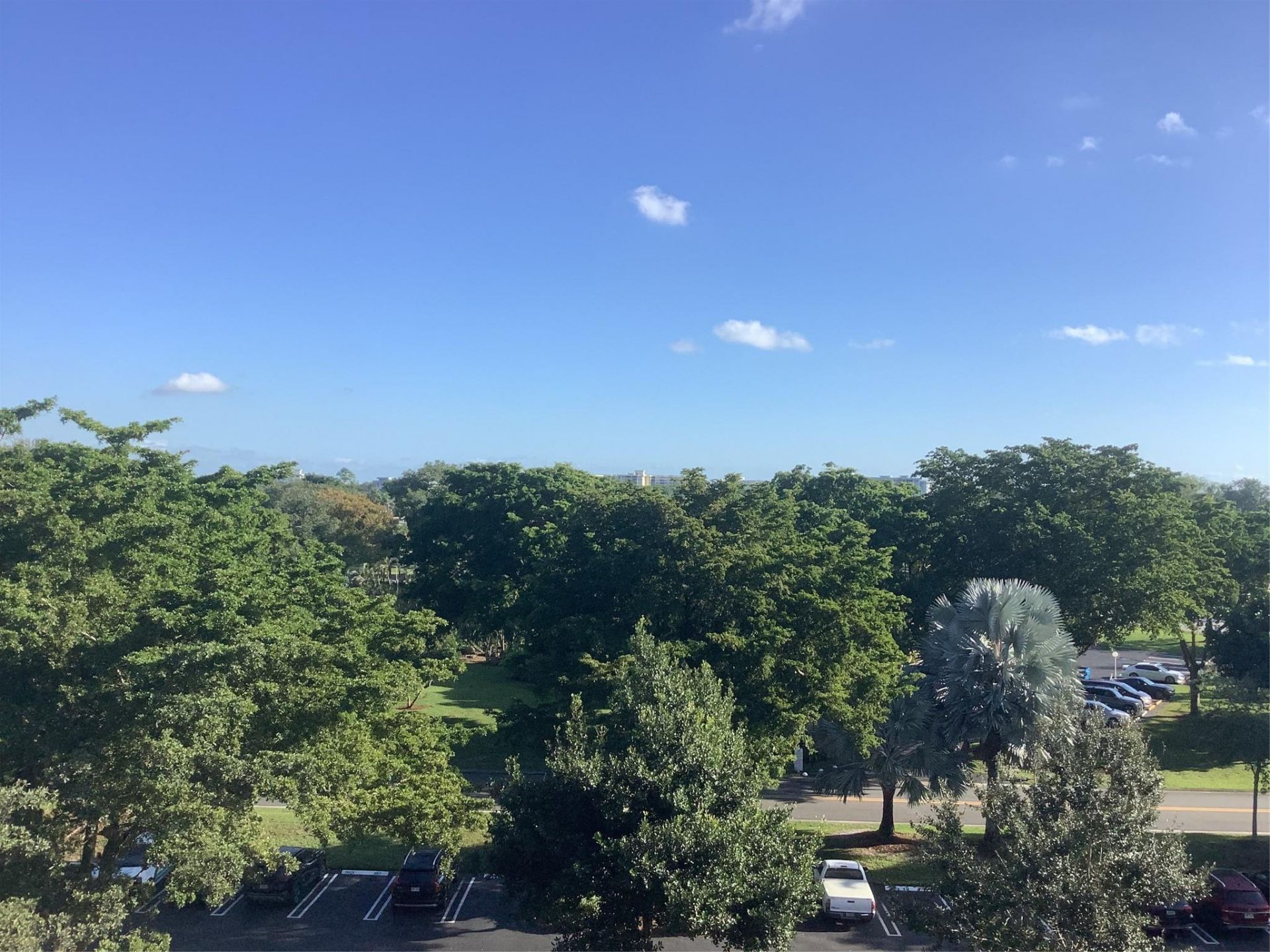 575 Oaks Lane, Unit 608, Pompano Beach, FL 33069 Photo