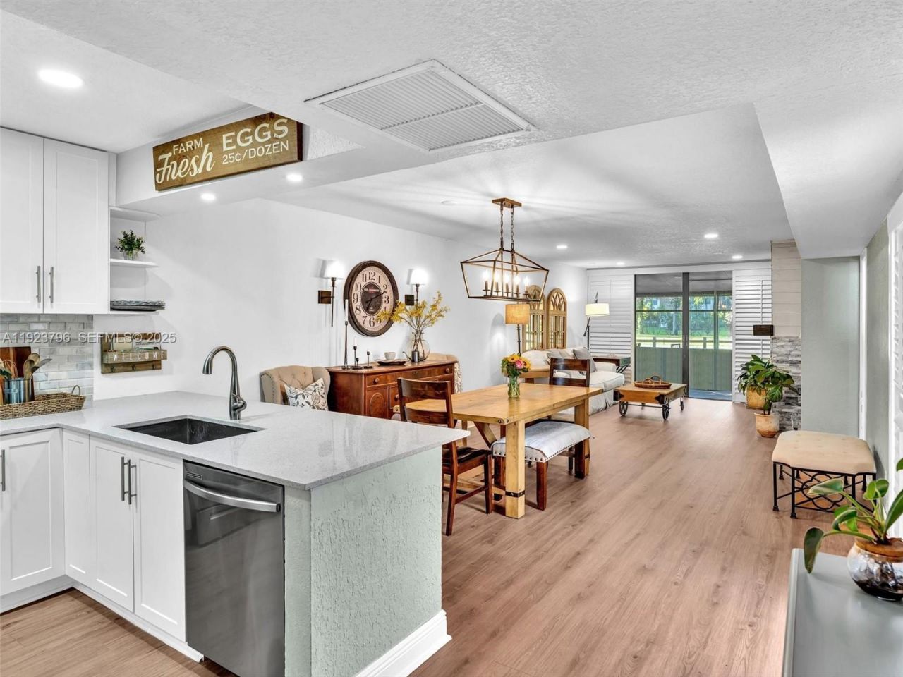 1489 Fairway Rd, Pembroke Pines, FL 33026 Photo