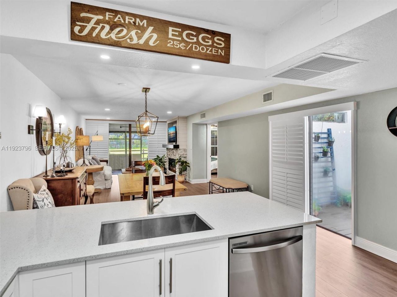 1489 Fairway Rd, Pembroke Pines, FL 33026 Photo