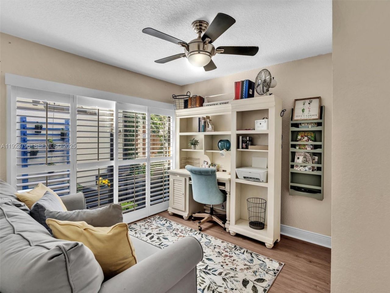 1489 Fairway Rd, Pembroke Pines, FL 33026 Photo