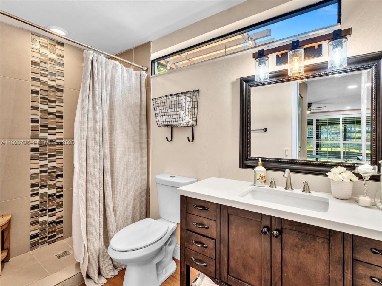 1489 Fairway Rd, Pembroke Pines, FL 33026 Photo