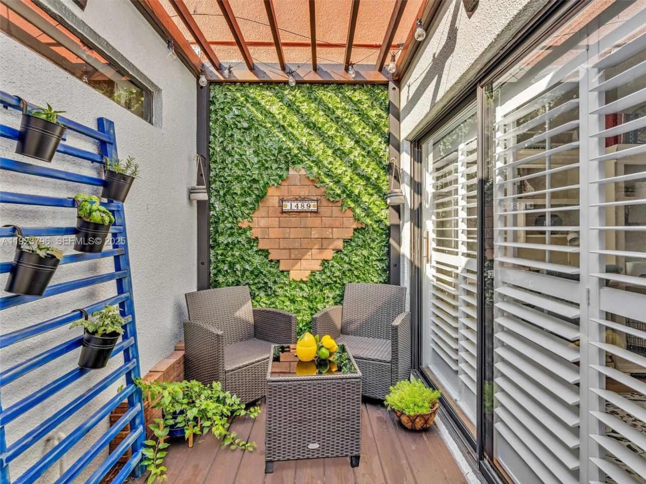 1489 Fairway Rd, Pembroke Pines, FL 33026 Photo