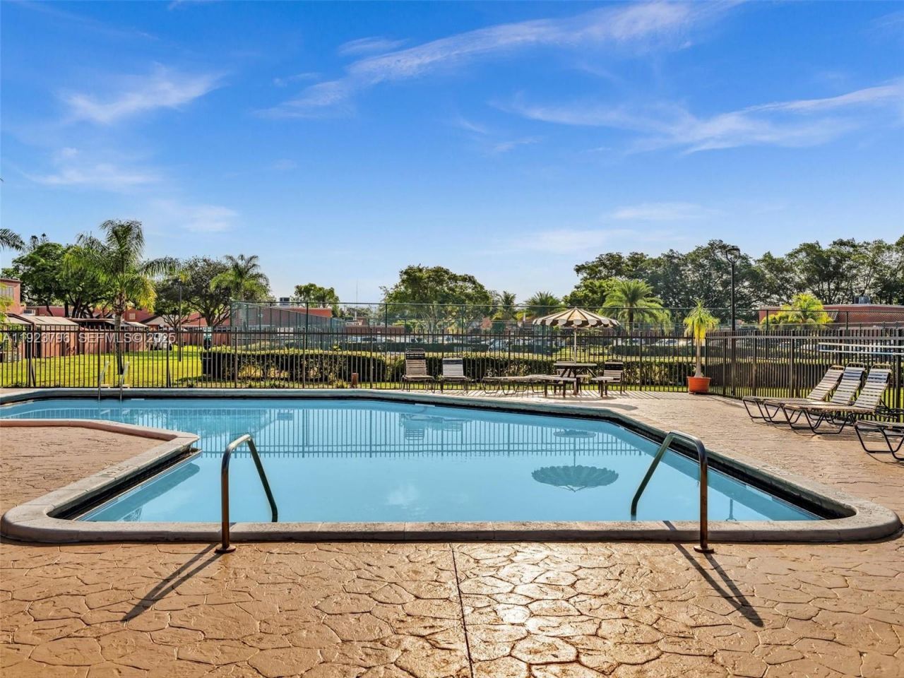 1489 Fairway Rd, Pembroke Pines, FL 33026 Photo