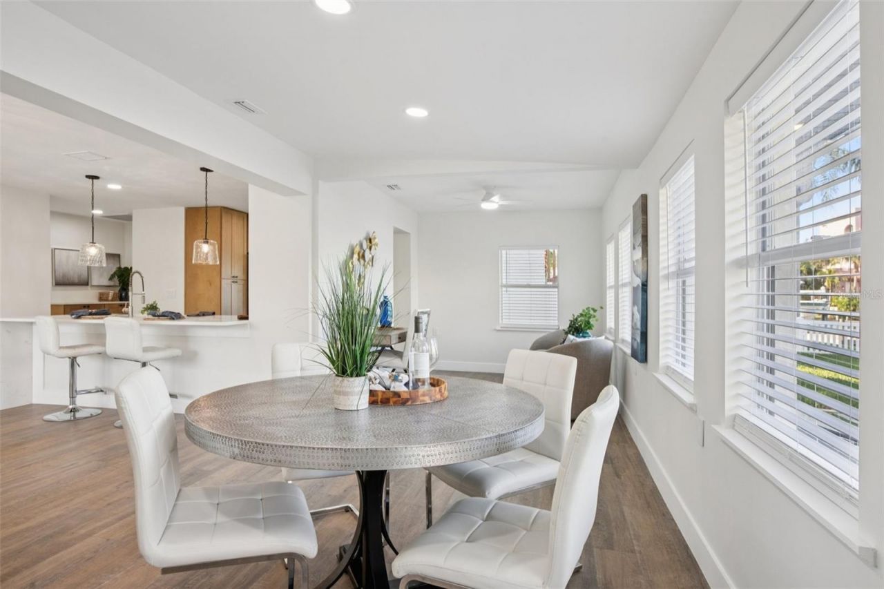 1739 Bayou Grande Boulevard Ne, Saint Petersburg, FL 33703 Photo