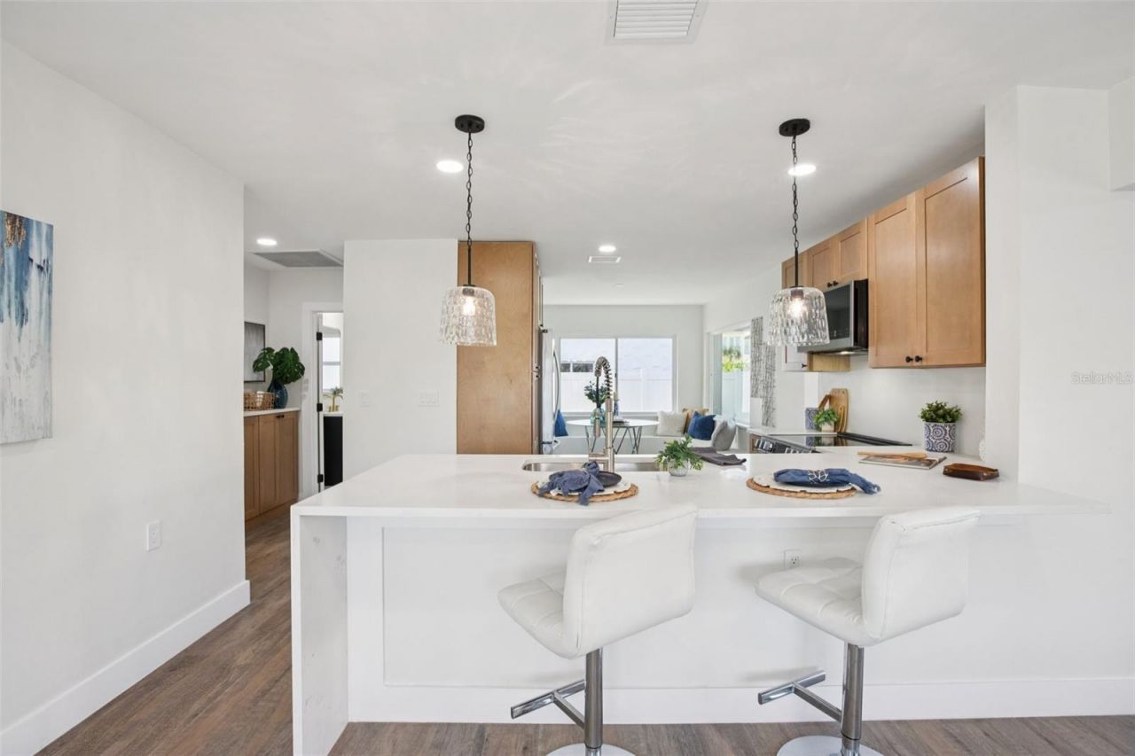 1739 Bayou Grande Boulevard Ne, Saint Petersburg, FL 33703 Photo