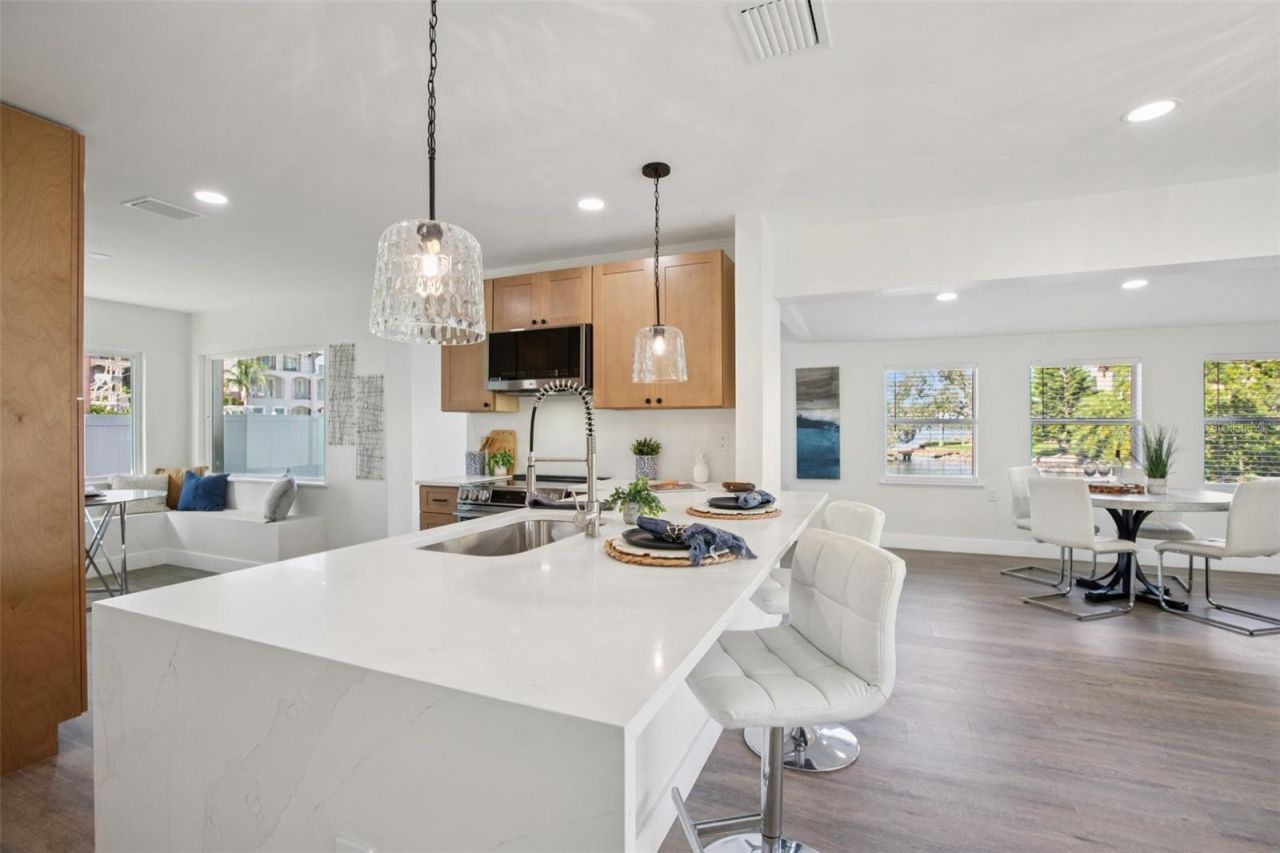 1739 Bayou Grande Boulevard Ne, Saint Petersburg, FL 33703 Photo