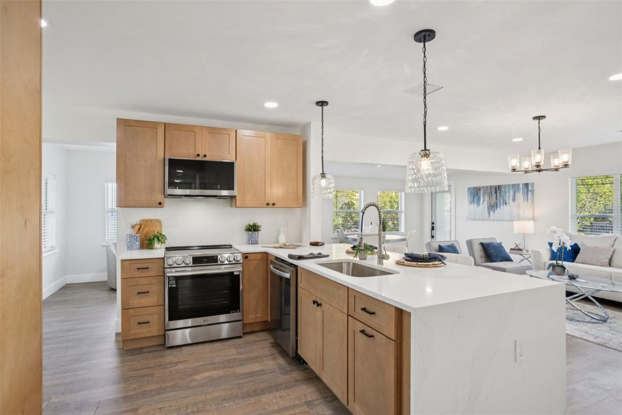 1739 Bayou Grande Boulevard Ne, Saint Petersburg, FL 33703 Photo