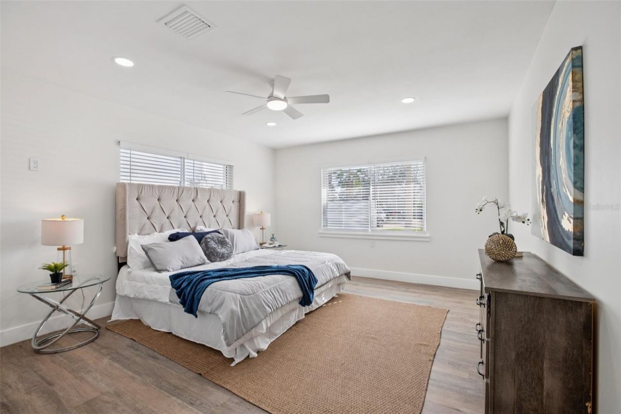 1739 Bayou Grande Boulevard Ne, Saint Petersburg, FL 33703 Photo