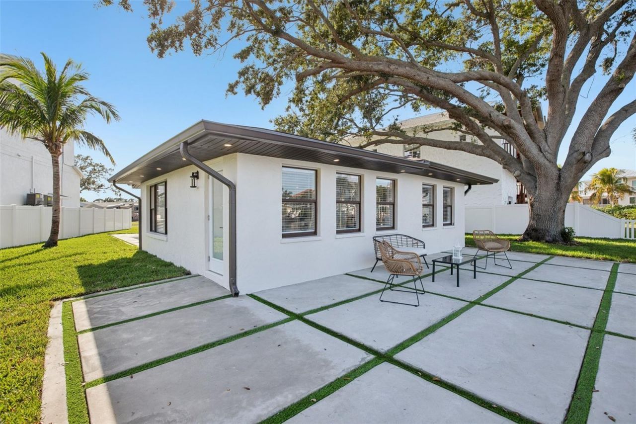 1739 Bayou Grande Boulevard Ne, Saint Petersburg, FL 33703 Photo