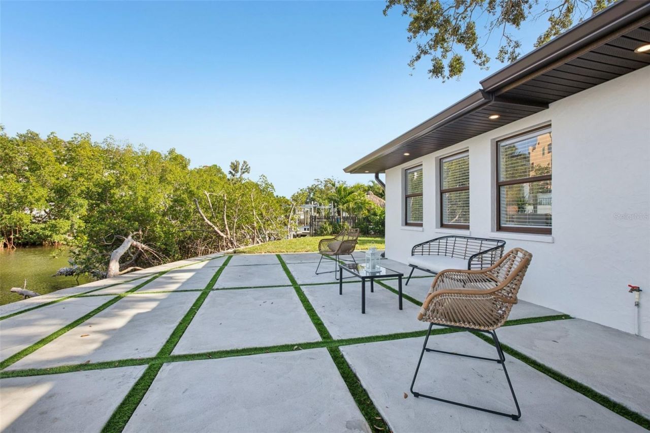 1739 Bayou Grande Boulevard Ne, Saint Petersburg, FL 33703 Photo