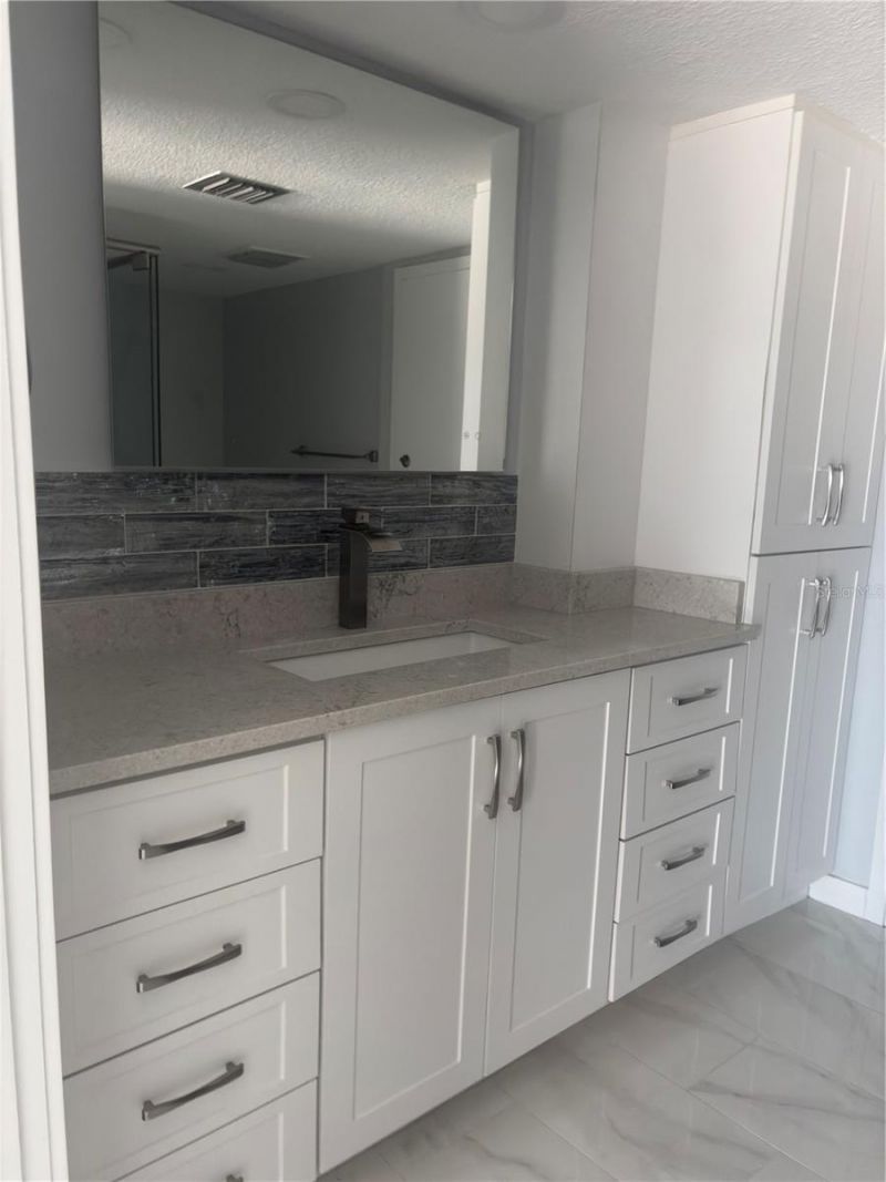 440 S Gulfview Boulevard, Unit 1004, Clearwater Beach, FL 33767 Photo