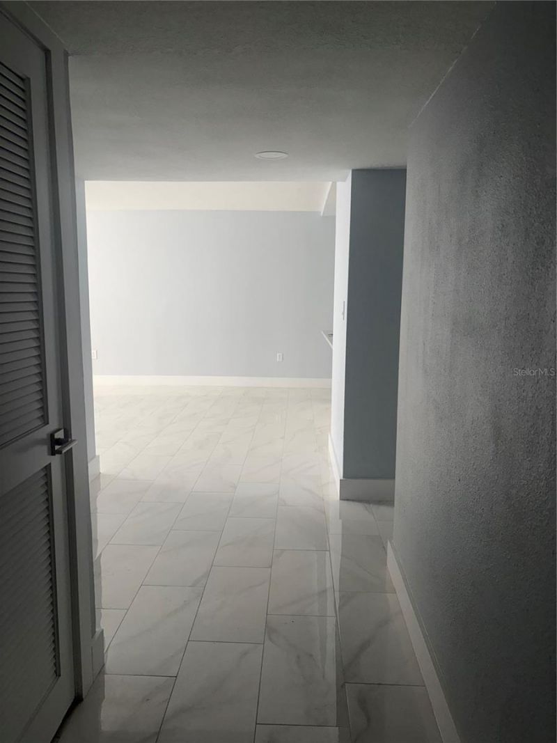 440 S Gulfview Boulevard, Unit 1004, Clearwater Beach, FL 33767 Photo