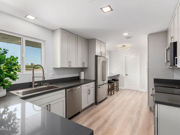 10544 W PRAIRIE HILLS Circle, Sun City, AZ 85351