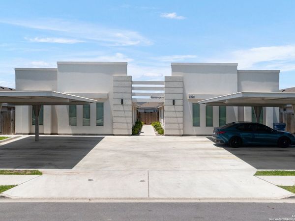 3808 Bella Costa Drive, Weslaco, TX 78596