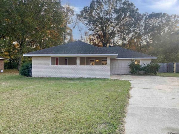 10741 Carmel Dr, Baton Rouge, LA 70818