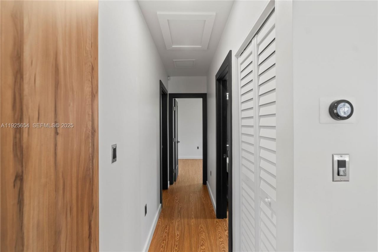 1745 NW 151st St, Miami Gardens, FL 33054 Photo