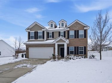 121 Mound Builder Place, Carlisle, OH 45005