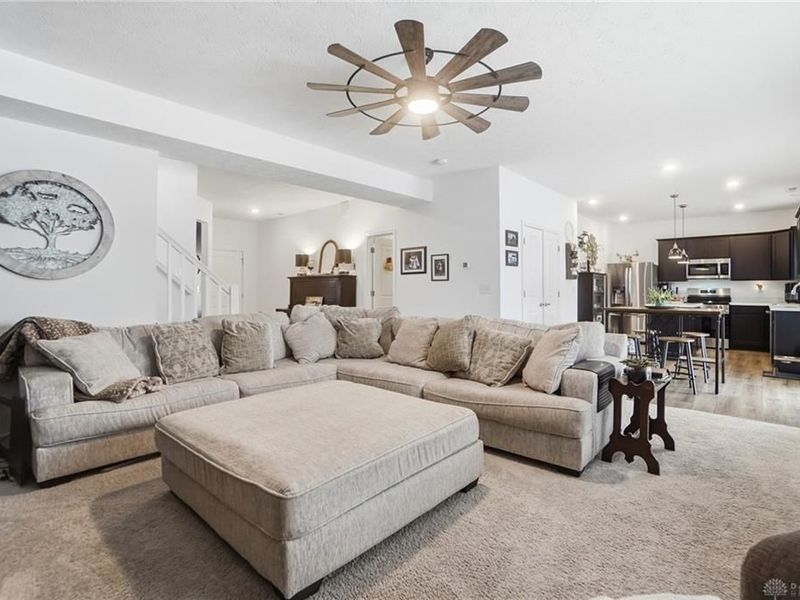 121 Mound Builder Place, Carlisle, OH 45005 Photo 11