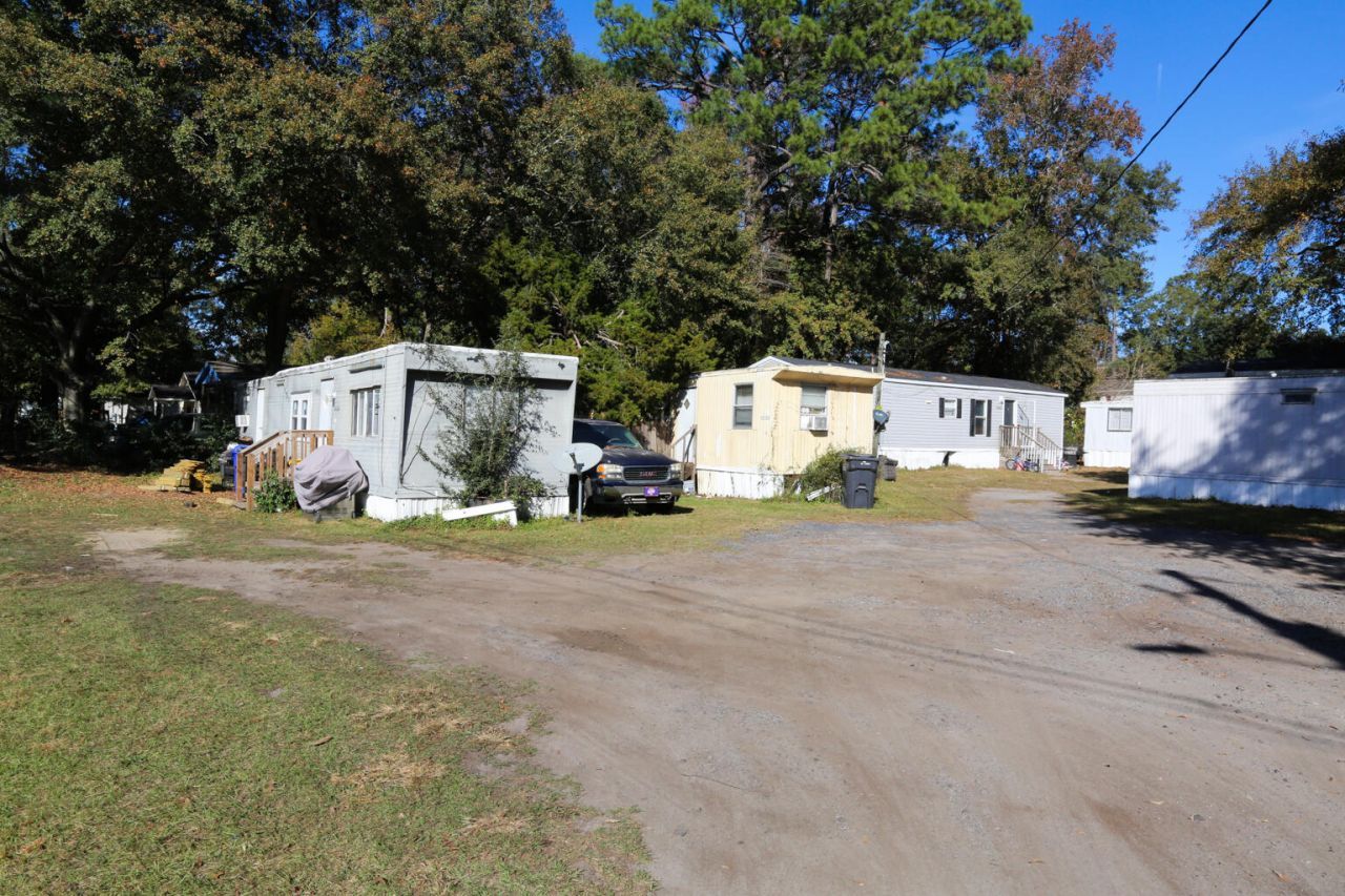 5464 Dutton Avenue Photo 2